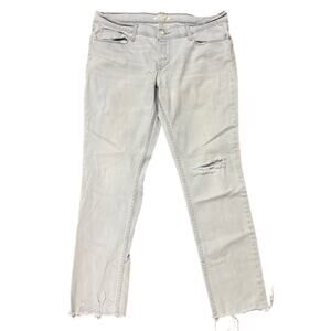 Levi's 524 Skinny Light Wash Distressed Raw Hem Low Rise Skinny Jeans Women's 31